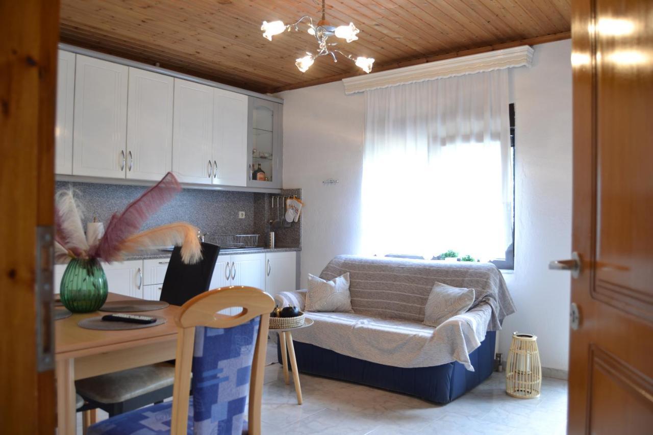 Lazatka Flat In Capital Chora Apartman Szamothráki Kültér fotó